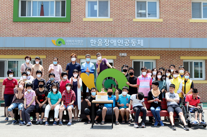 한울가족들과의 조촐한 창립기념식