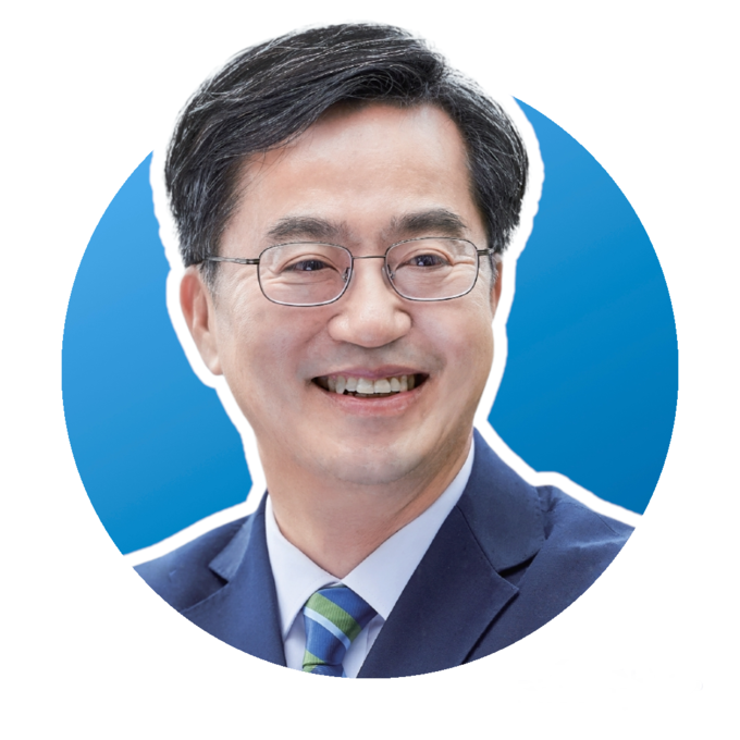 김동연 새로운물결 대선후보가 2일 오전 후보직 사퇴와 함께 이재명 더불어민주당 후보에 대한 지지를 선언했다. 