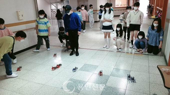 스프린터 로봇 대회.