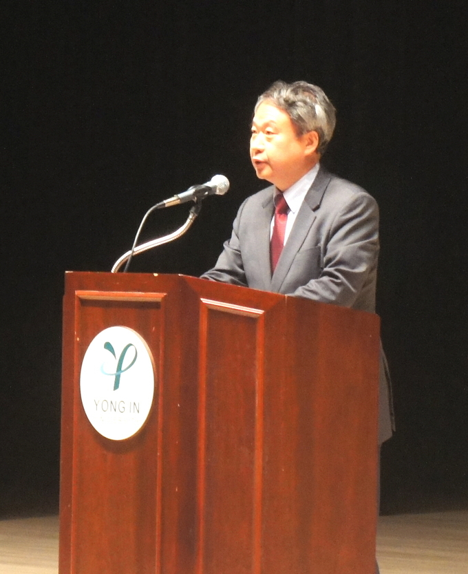 박준석 산학협력단장이 캠프 성과를 발표하고 있다