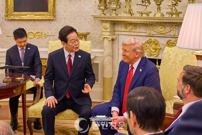 이재명 대통령이 첫 한미정상회담을 하고 있는 모습. (2025.08.26) 사진: 대통령실 제공