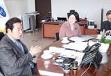 전 현직 용인시장, 뜻밖의 ‘콤비 플레이’
