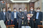 용인농협, 상호금융 대출금 5000억 원 달성탑 수상