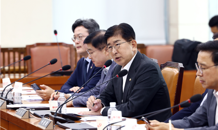 이상식 국회의원, 항소심서 의원직 유지