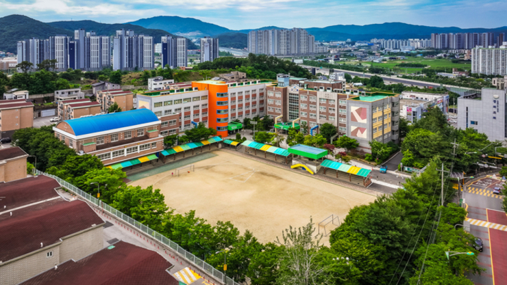학교 절반 이상 ‘교육시설안전 인증’ 못받아