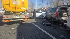 쾅! 쾅! 쾅! 7중 추돌… 양지읍 42번 국도 아수라장 ‘1명 사망’