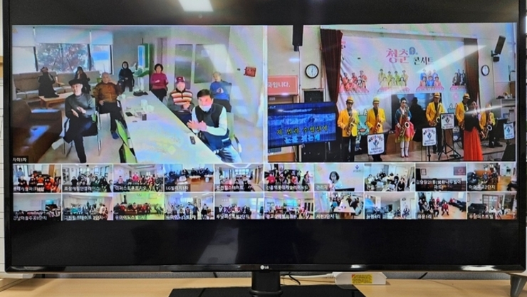 노인 거미줄 복지 인프라… 주름살 활짝